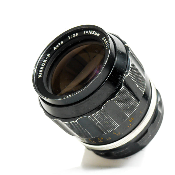 Nikon 105mm  f:-2.5 Pre-Ai Portrait lens - 590003