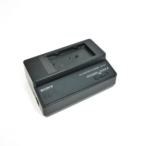 Chargeur Sony AC-VL1 POUR NP-F550 NP-F770 NP-F960 NP-F970 batteries - 610010