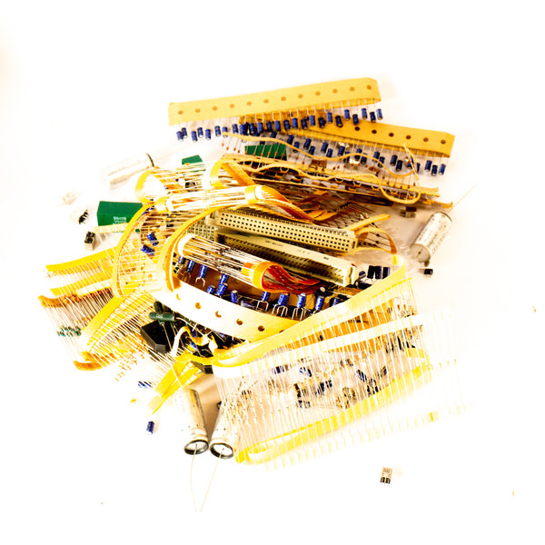 Lot composants électroniques DIY Arduino - condensateurs électrolytiques traversants