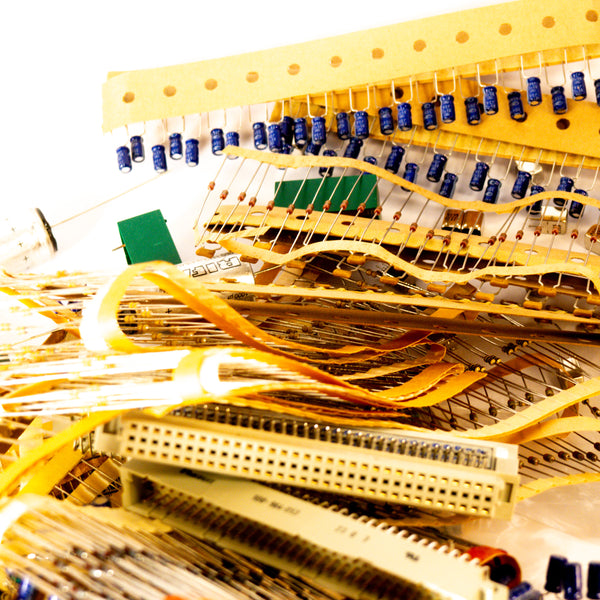 Lot composants PCB traversants - idéal makers réparateurs breadboard