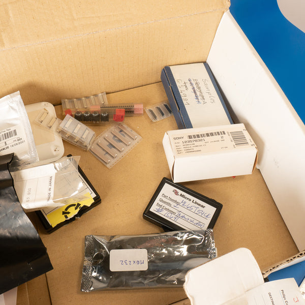 Lot Composants Électroniques Pro – Circuits, Connecteurs & Matrices Broadcast