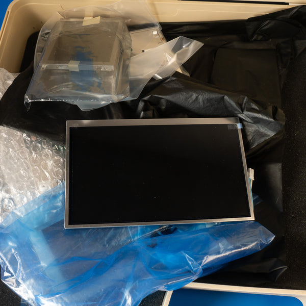 Lot de 12 Écrans LCD Professionnels & Échantillons R&D – Provenance  TRANSVIDEO