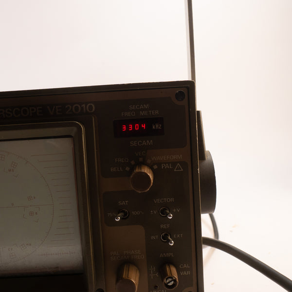 Grundig VE 2010 Vectorscopio Portátil PAL/SECAM — Funcional