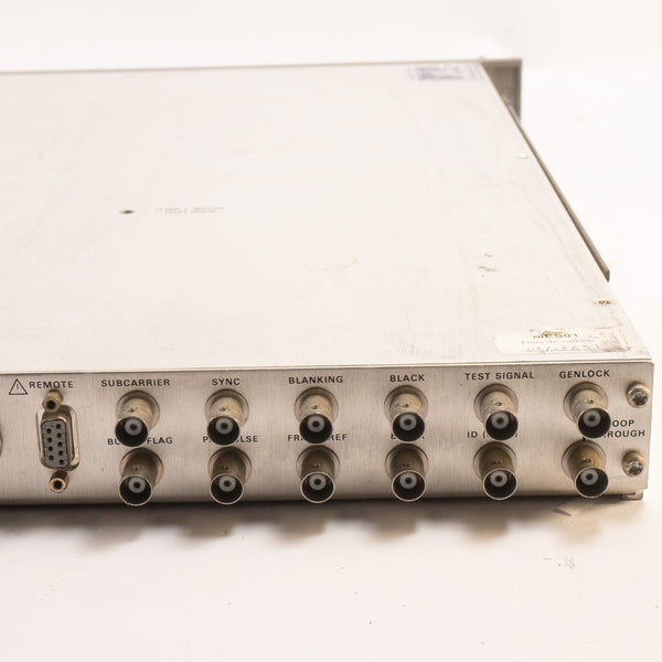 Tektronix TSG-271 PAL Televisie Testsignaalgenerator — 1U Rack — Werkend