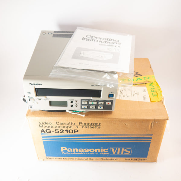 Panasonic AG-5210P – Professionele VHS Recorder – Originele Doos – Niet Getest / Voor Onderdelen