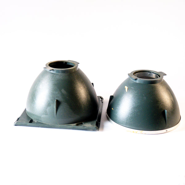 Broncolor Impact – Set of 2 Bayonet Reflectors – Heavily Used / Functional