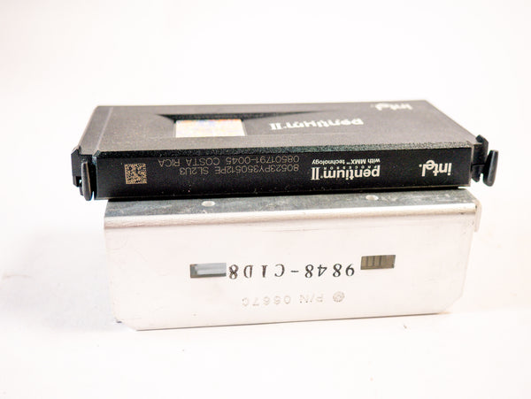Processeur Intel Pentium II 350 MHz SL2U3 (Slot 1) avec dissipateur - Bon état, testé OK